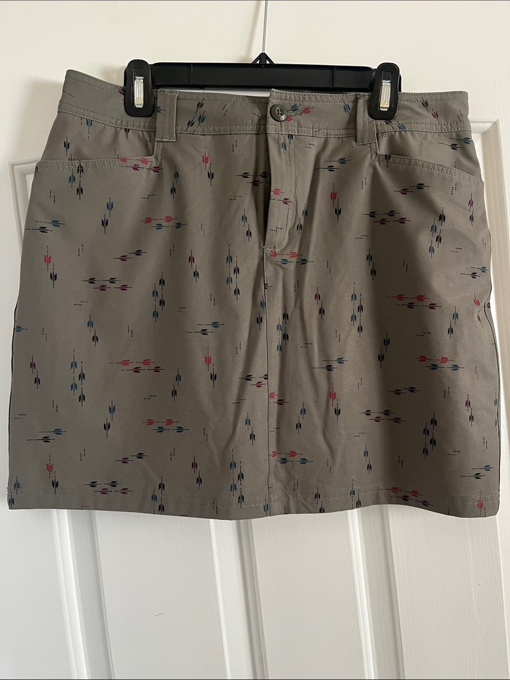 Eddie Bauer Olive Green Mini Skort with Navy and Red Motif